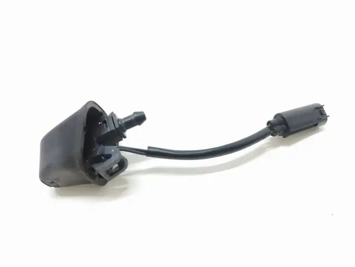 BMW 3 E92 E93 (2005 - 2014) 8365385 Форсунка омывателя лобового стекла — фото 3