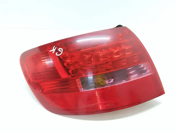 Audi A6 S6 C6 4F (2008 - 2011) 89317039 Задний фонарь в кузове — фото 1