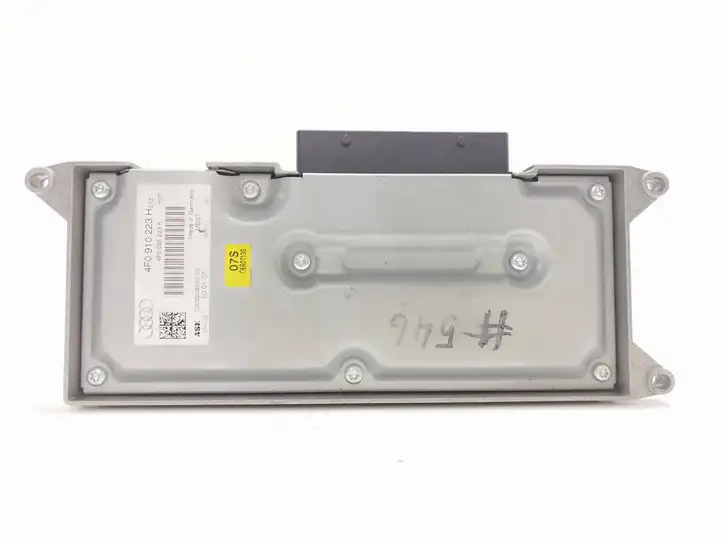 Audi A6 S6 C6 4F (2004 - 2008) 4F0910223H Усилитель звука — фото 4