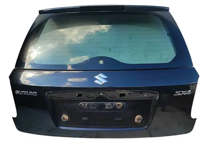 Suzuki SX4 (2009 - 2013) Крышка багажника — фото 1