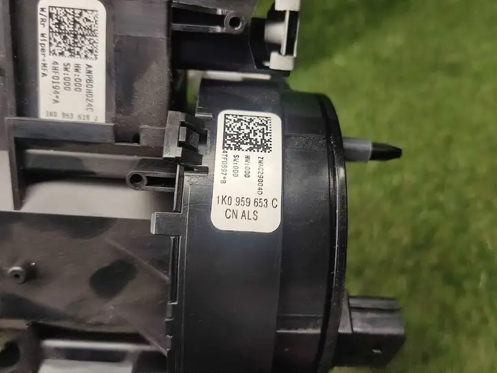Volkswagen Tiguan (2007 - 2011) 1K0959653C Комплект ручек — фото 3