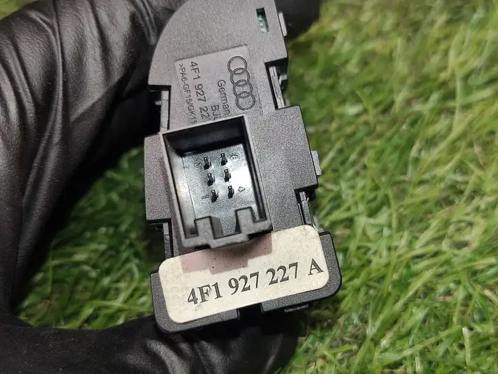 Audi A6 S6 C6 4F (2004 - 2008) 4F1927227A Другие включатели / ручки/ переключатели — фото 2