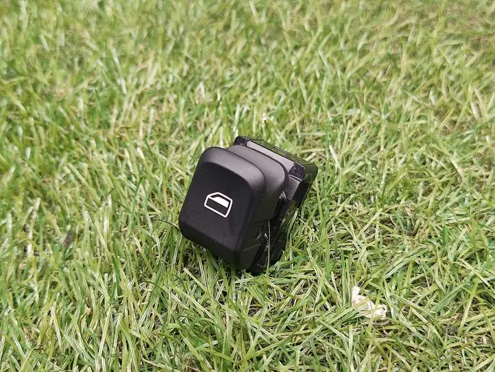Audi A3/S3 8V (2012 - 2016) 8V0959855 Кнопка стеклоподъемников — фото 1