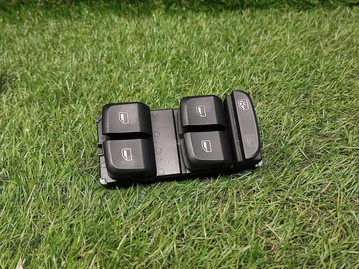 Audi A3/S3 8V (2012 - 2016) 8V0959851 Кнопка стеклоподъемников — фото 1