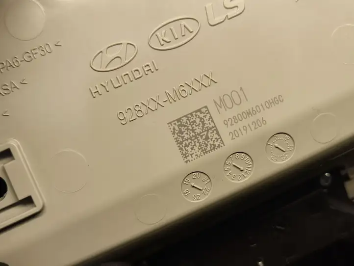 Kia Soul (2019 - ) 928XXM6XXX Передняя подсветка — фото 2