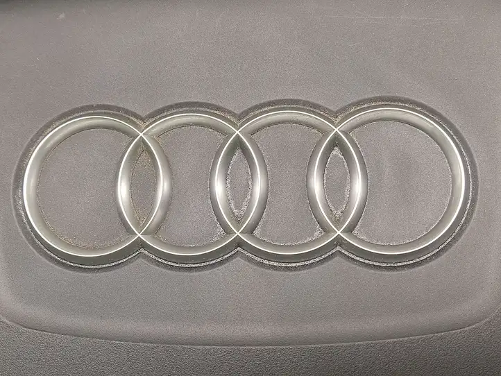 Audi Q5 SQ5 (2008 - 2012) 06E103926G Крышка двигателя декоративная — фото 3