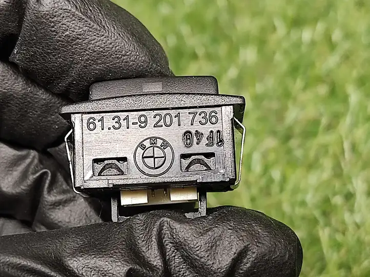 BMW 3 F30 F35 F31 (2012 - 2018) 9201736 Кнопки на рулевом колесе — фото 2