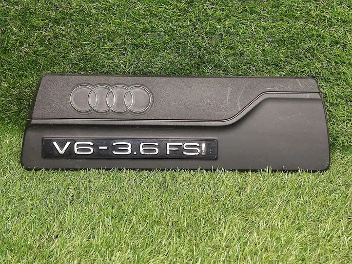 Audi Q7 4L (2005 - 2009) 03H103925C Крышка двигателя декоративная — фото 1