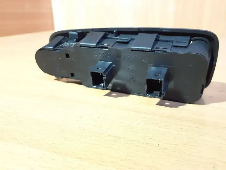 Citroen C4 I Picasso (2006 - 2013) 96639382ZD Блок кнопок стеклоподъемников — фото 2