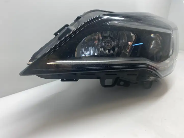 Opel Astra K (2015 - 2020) 39047200 Передняя фара — фото 4