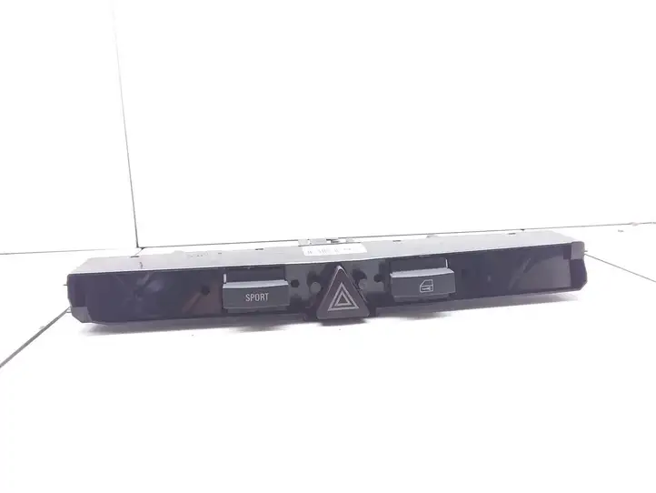 Opel Zafira B (2003 - 2006) 13100107 Включатель аварийных фонарей — фото 2