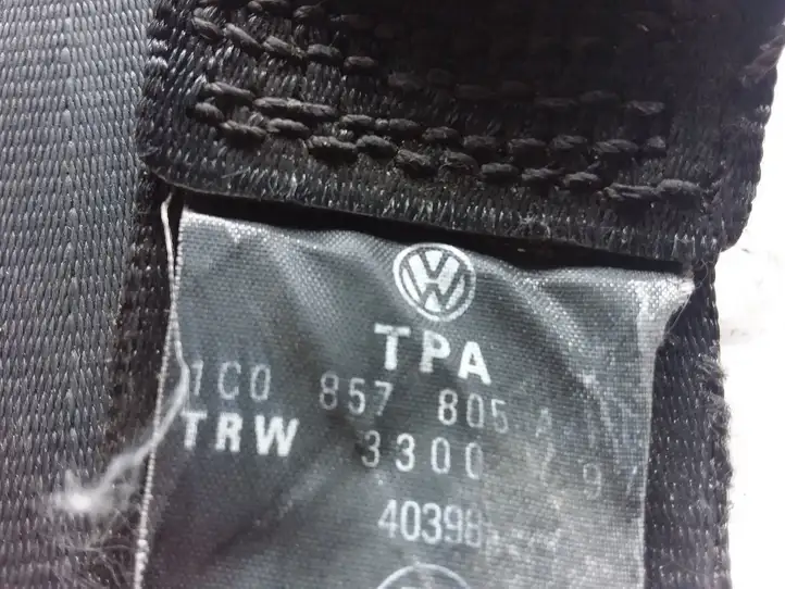 Volkswagen New Beetle (1997 - 2005) 1C0857805A Задний ремень безопасности — фото 3