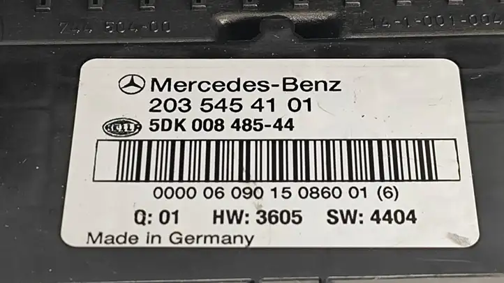 Mercedes-Benz C W203 (2000 - 2007) 2035454101 Блок предохранителей — фото 4