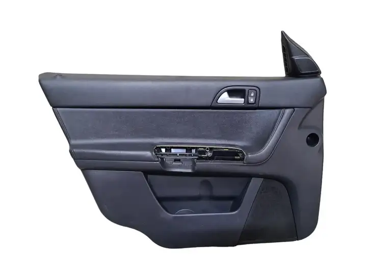 Volvo S40 (2007 - 2012) 39806531 Обшивка передней двери — фото 1