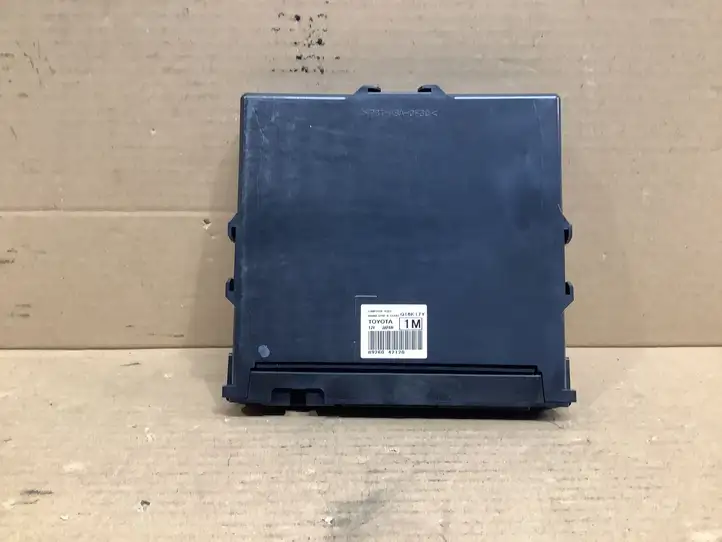 Toyota RAV 4 (XA40) (2012 - 2018) 8926042120 Модуль Start/Stop — фото 1