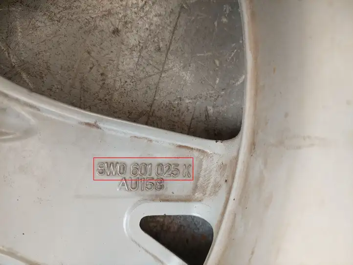Audi A4 S4 B9 (2015 - 2019) 8W0601025K Легкосплавный колесный диск R17 — фото 6