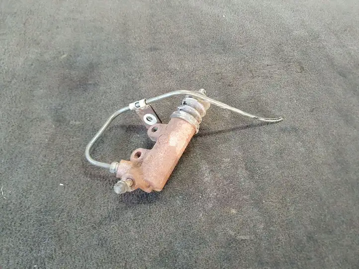 Toyota Avensis T250 (2003 - 2006) Рабочий цилиндр сцепления — фото 1
