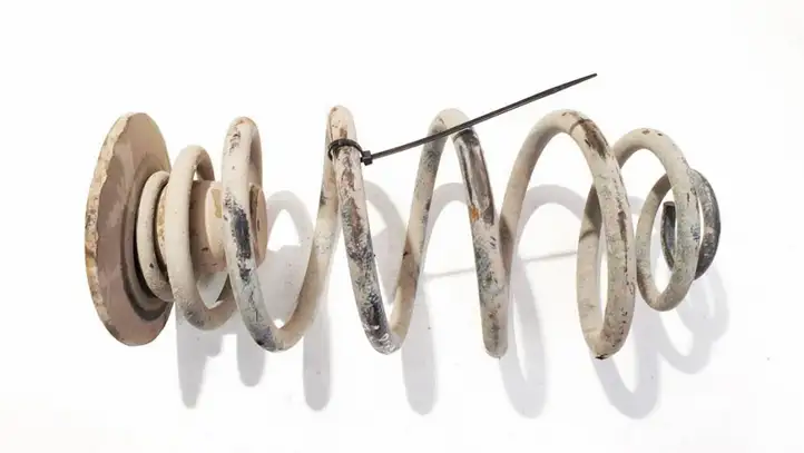 Opel Astra H (2004 - 2009) Пружина задней подвески — фото 1