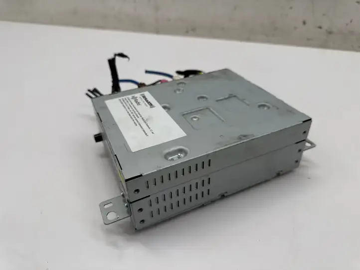 Jaguar E-Pace (2017 - )  L8B219L300SV Радио/ проигрыватель CD/DVD / навигация