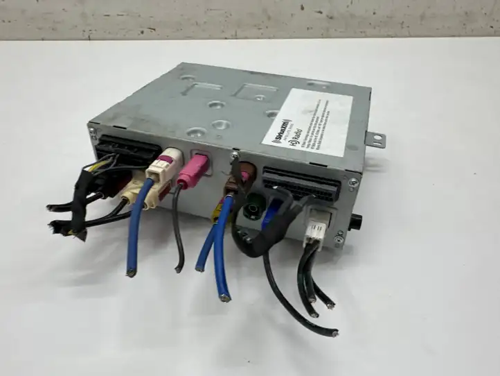 Jaguar E-Pace (2017 - )  L8B219L300SV Радио/ проигрыватель CD/DVD / навигация