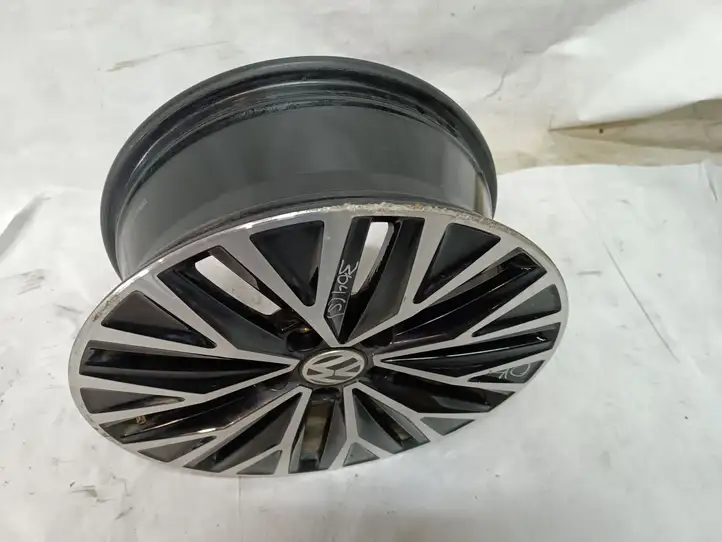 Volkswagen Jetta USA (2019 - ) 5GM601025E Легкосплавный колесный диск R16 — фото 5