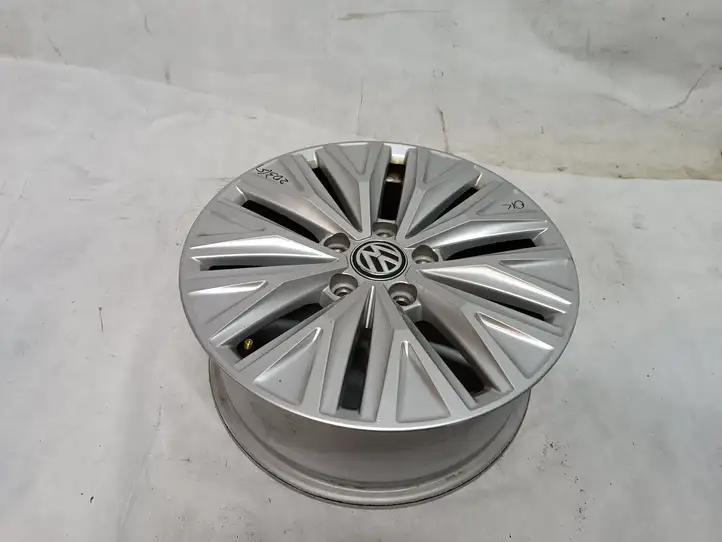 Volkswagen Jetta USA (2019 - ) 5GM601025AC Легкосплавный колесный диск R16 — фото 6