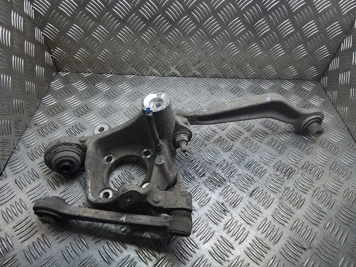 BMW 7 E65 E66 (2001 - 2008)   Задний поворотный кулак (ступица, цапфа)