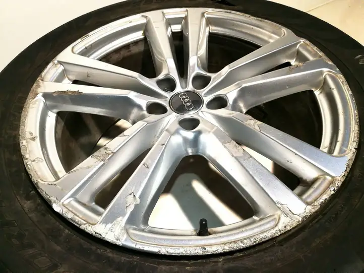 Audi Q7 4M (2015 - ) 4M0601025H Легкосплавный колесный диск R20 — фото 6