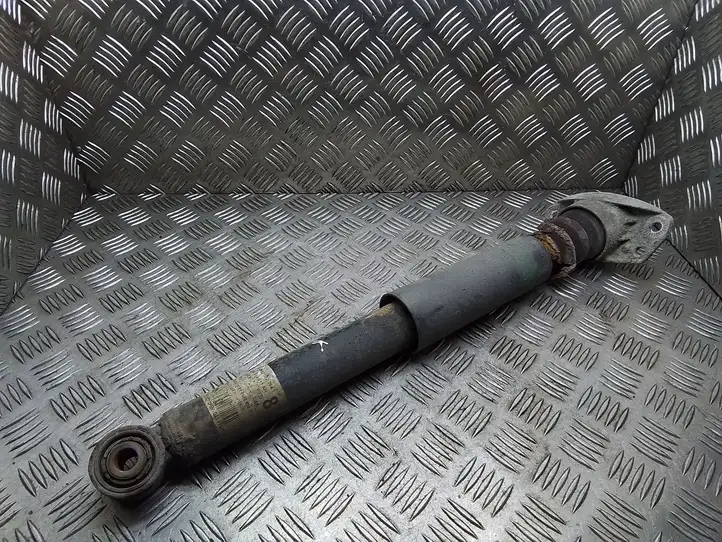 Volkswagen Tiguan (2007 - 2011)  5N0512011AH Задний амортизатор с пружиной