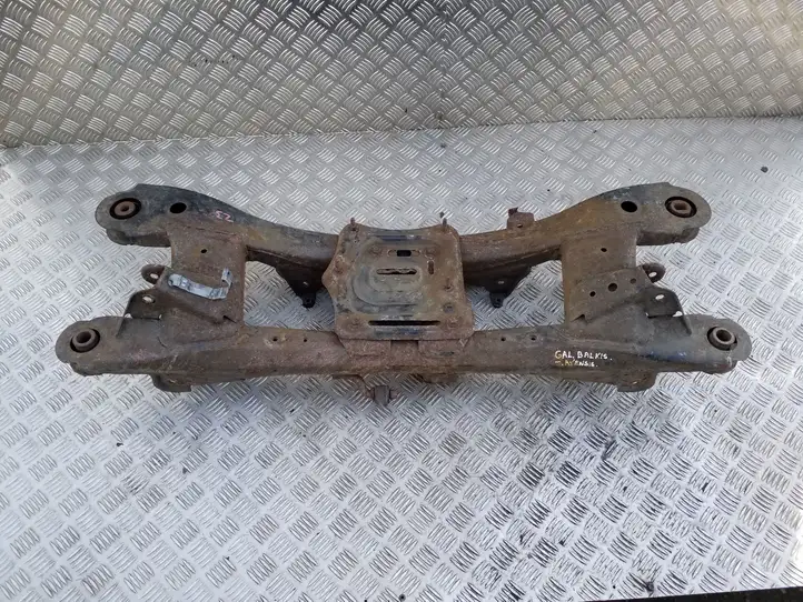 Toyota Avensis T270 (2009 - 2012)   Задняя траверса