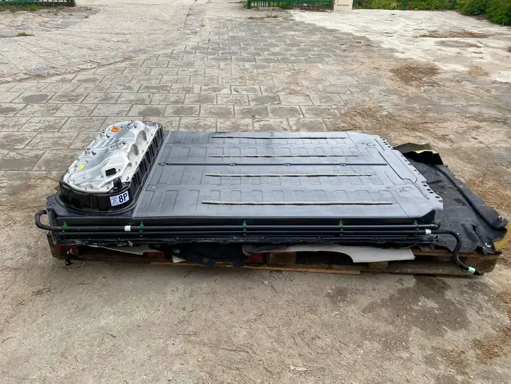 Tesla Model 3 (2017 - 2023) 166696900D Аккумулятор гибридного / электрического автомобиля — фото 9