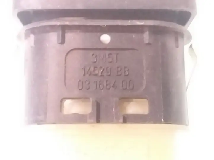 Ford Focus (2005 - 2008) 3M5T14529BB Кнопка стеклоподъемников — фото 2