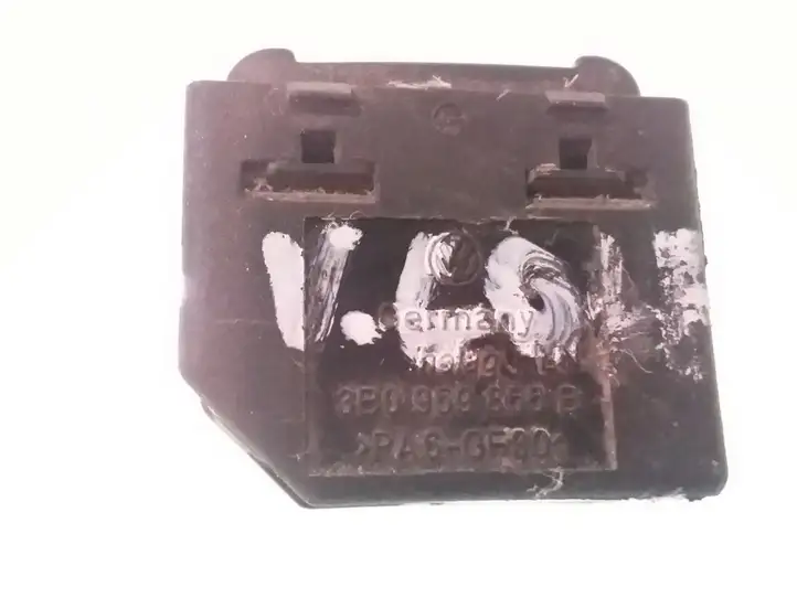 Volkswagen Golf IV (1998 - 2005) 3B0959855B Блок кнопок стеклоподъемников — фото 2