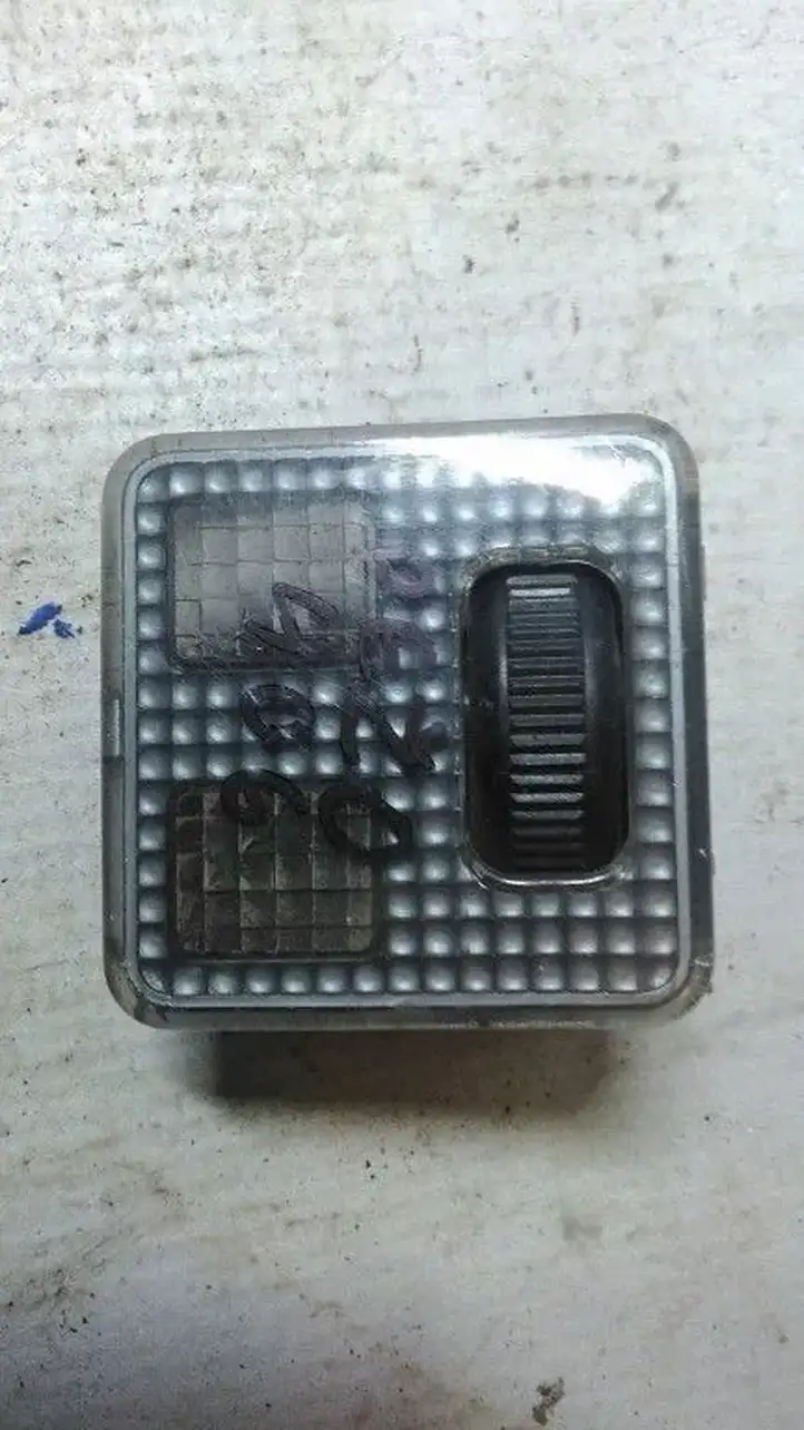 Peugeot 406 (1999 - 2006) 9607449080 Включатель освещения интерьера — фото 1