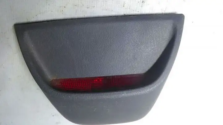 Toyota Avensis T220 (2000 - 2003) 54533437 Дополнительный стоп фонарь — фото 1