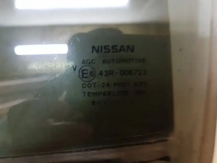 Nissan Qashqai (2006 - 2010) Стекло задней двери — фото 2