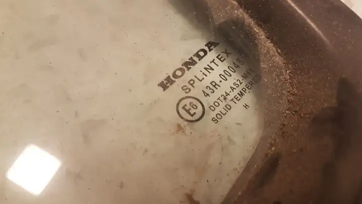 Honda CR-V (2004 - 2006) 43R00048 Форточка двери — фото 2