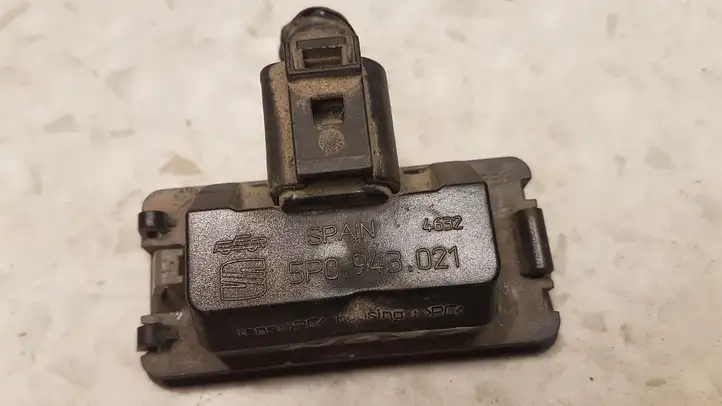 Seat Leon (1M) (1998 - 2006) 5P0943021 Подсветка номера — фото 2