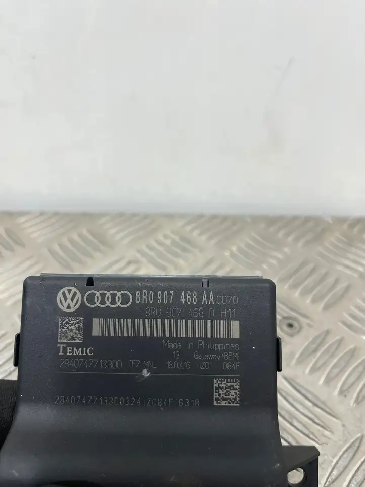 Audi Q5 SQ5 (2012 - 2017) 8R0907468AA Модуль Gateway — фото 4