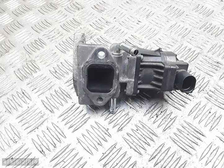 Mazda 6 (2012 - 2015) sh01k5t70874 Охладитель клапана EGR — фото 3