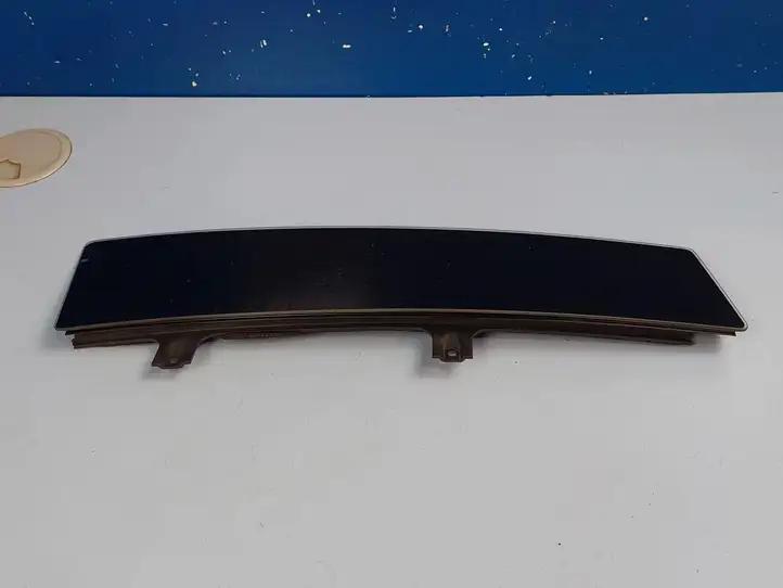 Tesla Model X (2015 - 2021) 104135700C Накладка стекла задней двери — фото 5