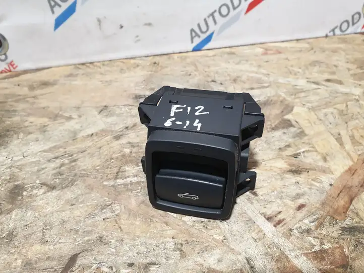 BMW 6 F12 F13 (2010 - 2018) 9185675 Кнопка управления крышей — фото 7
