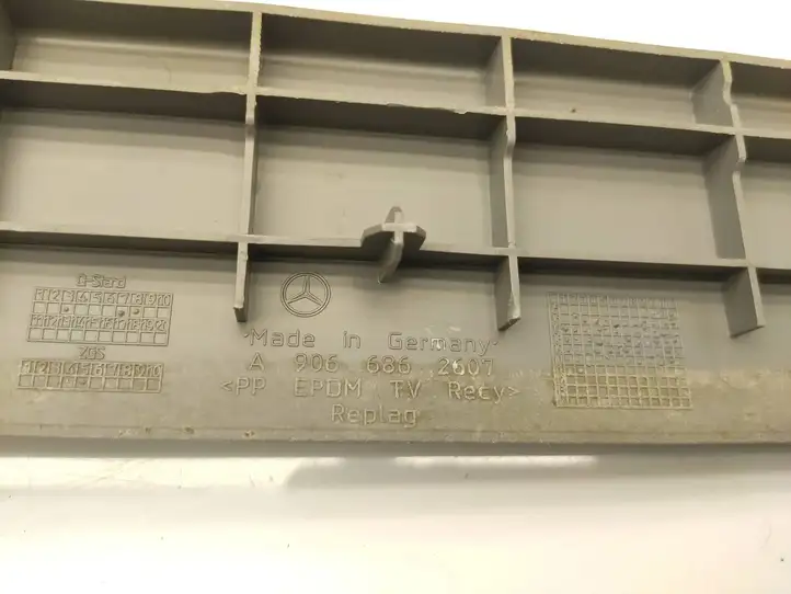 Mercedes-Benz Sprinter W906 (2006 - 2018) A9066862607 Прочие детали салона — фото 4