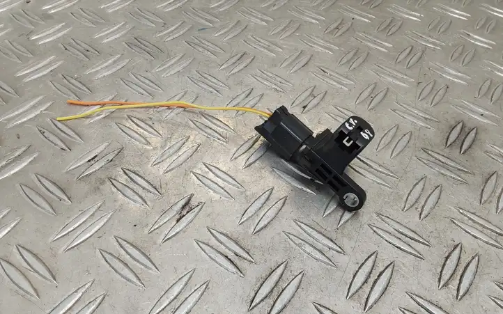 Toyota Corolla Verso AR10 (2004 - 2009) 7L11 Блок управления сиденьем — фото 2