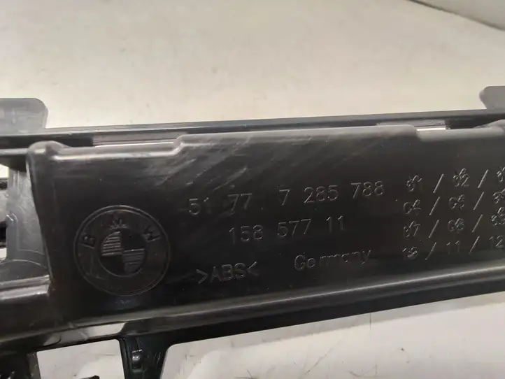 BMW 4 F32 F33 (2013 - 2017) 51777285788 Прочие внешние детали — фото 3