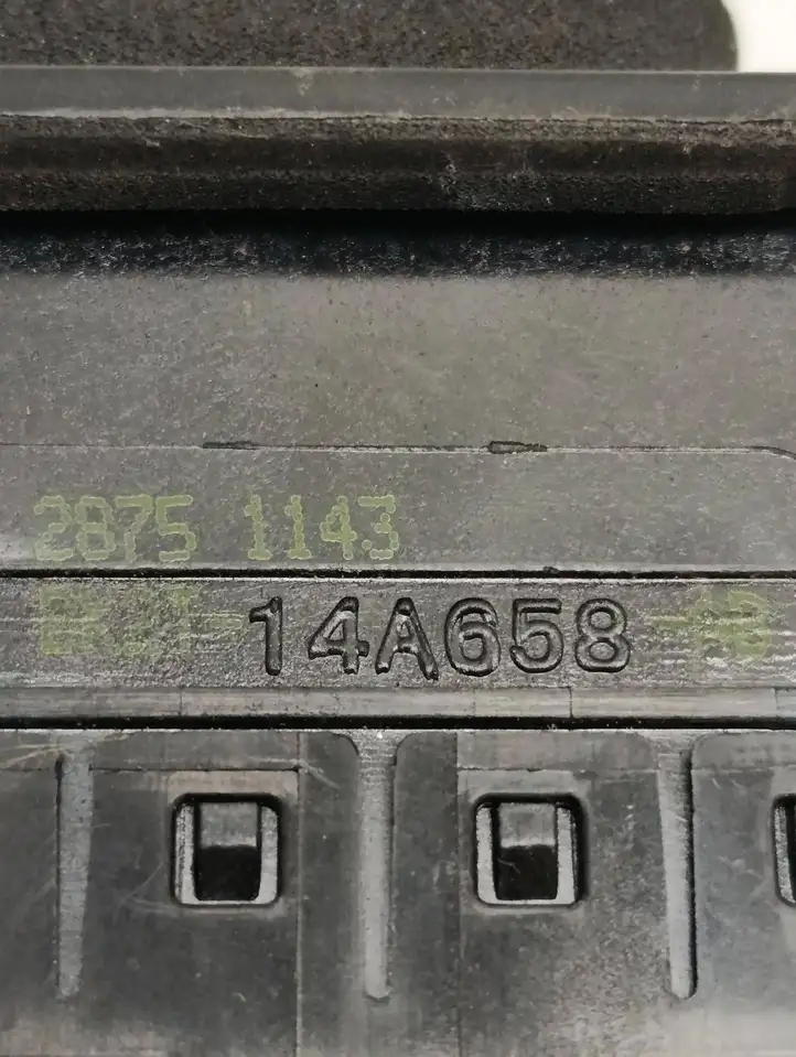 Ford Transit (2013 - 2017) BK2T14A658AB Контакт двери — фото 2