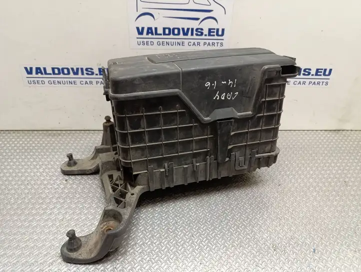 Volkswagen Caddy (2010 - 2015) 3C0915443A Крышка ящика аккумулятора — фото 1