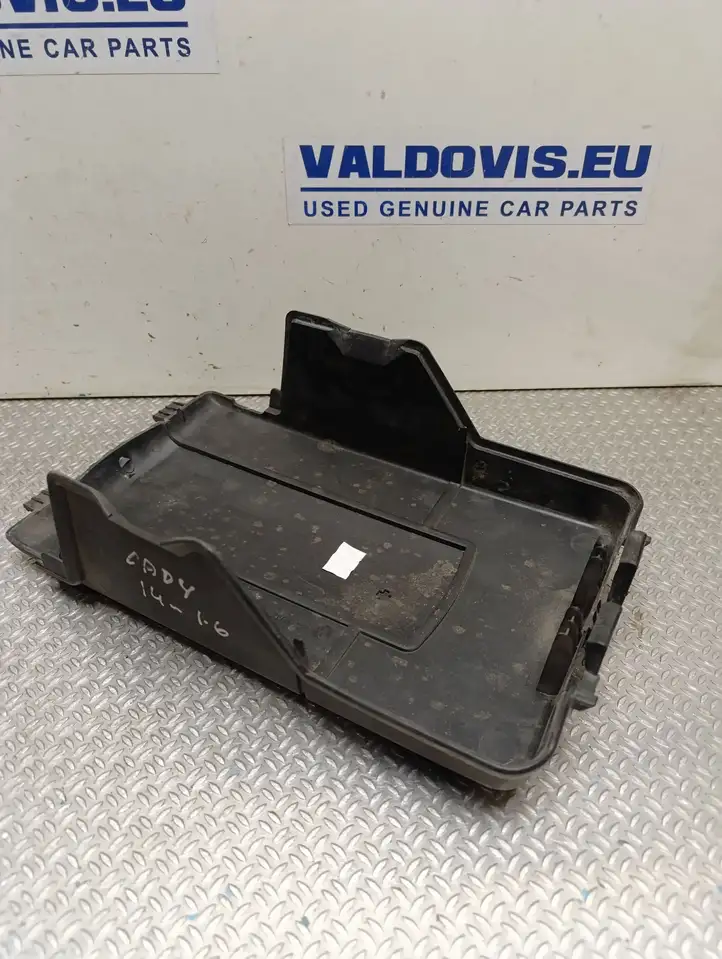Volkswagen Caddy (2010 - 2015) 3C0915443A Крышка ящика аккумулятора — фото 6