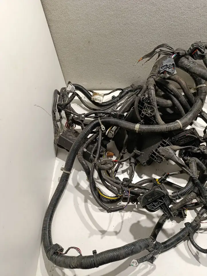 Nissan (2013 - ) 7154745130 Прочая электропроводка — фото 2