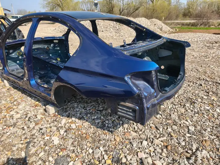BMW 3 F30 F35 F31 (2012 - 2018) Задняя часть кузова — фото 5